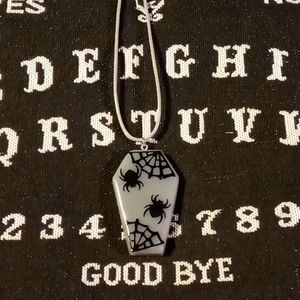 ❤️ Spiderweb Coffin Necklace